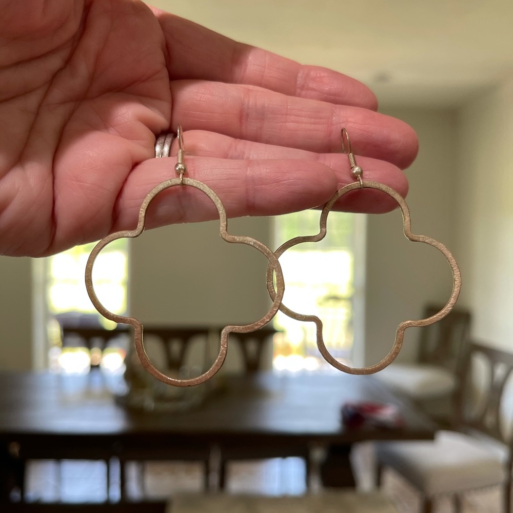 Pair of clover earrings